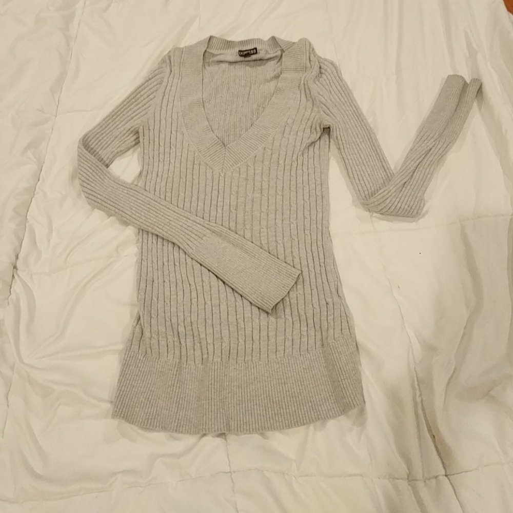 Grey sweater